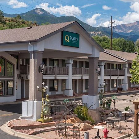Quality Inn & Suites Manitou Springs At Pikes Peak エクステリア 写真