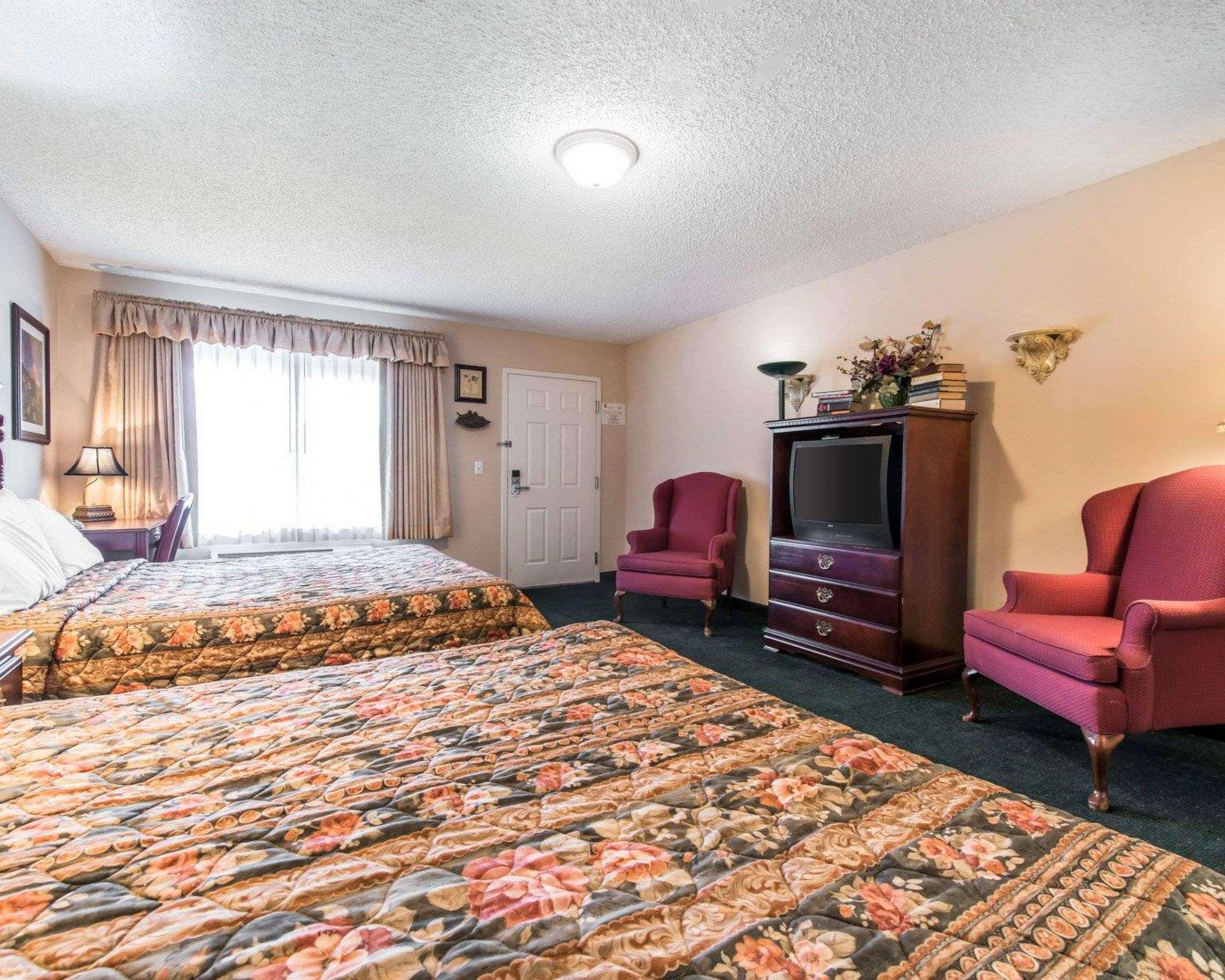Quality Inn & Suites Manitou Springs At Pikes Peak エクステリア 写真