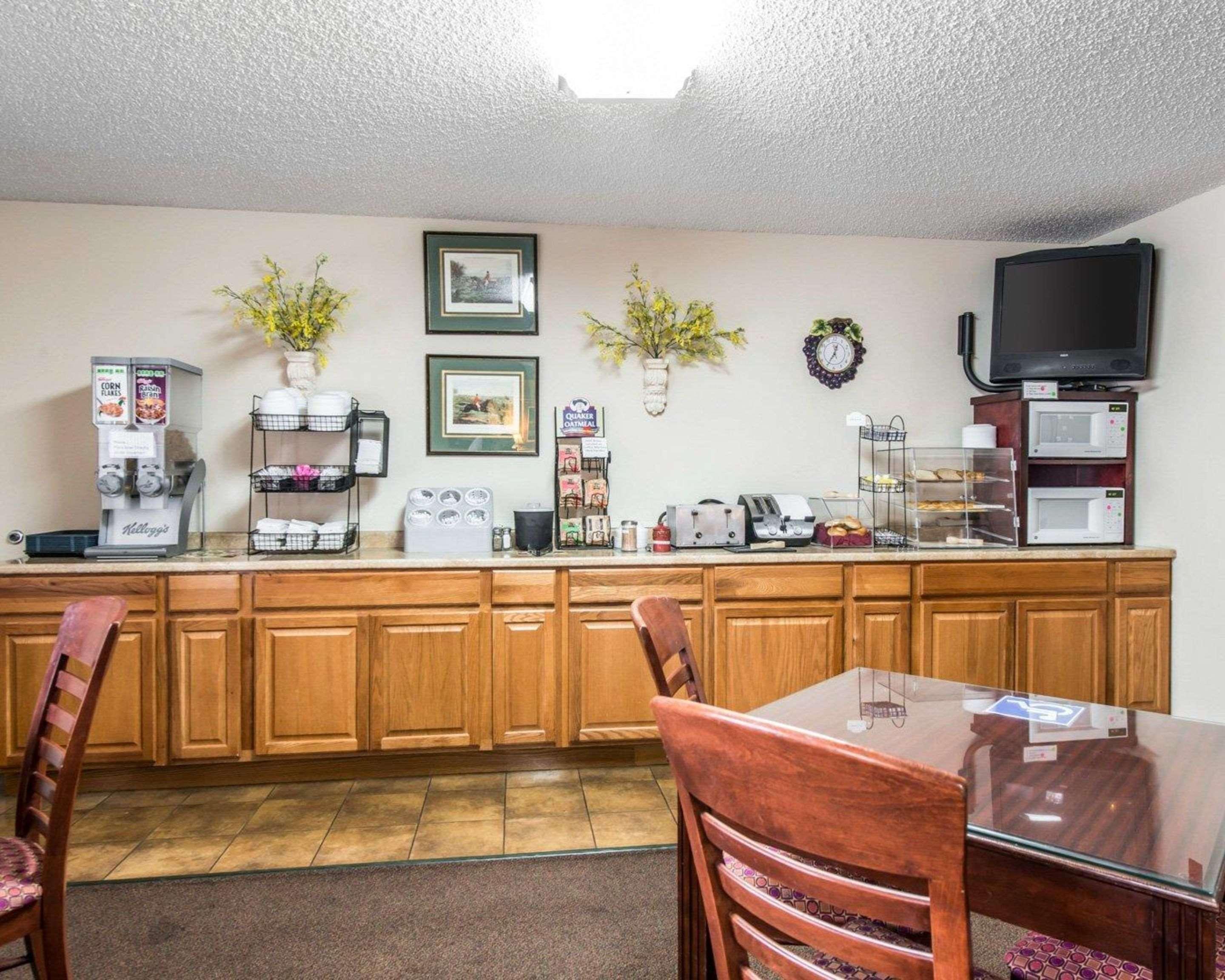 Quality Inn & Suites Manitou Springs At Pikes Peak エクステリア 写真
