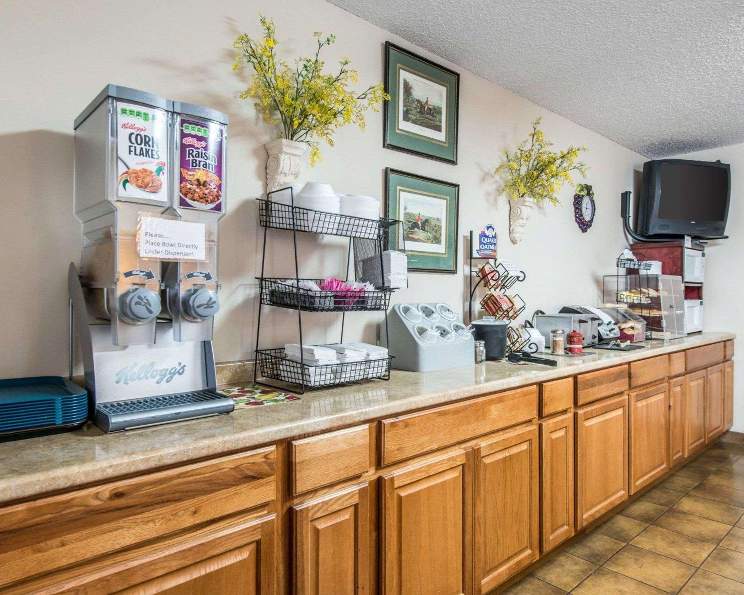 Quality Inn & Suites Manitou Springs At Pikes Peak エクステリア 写真