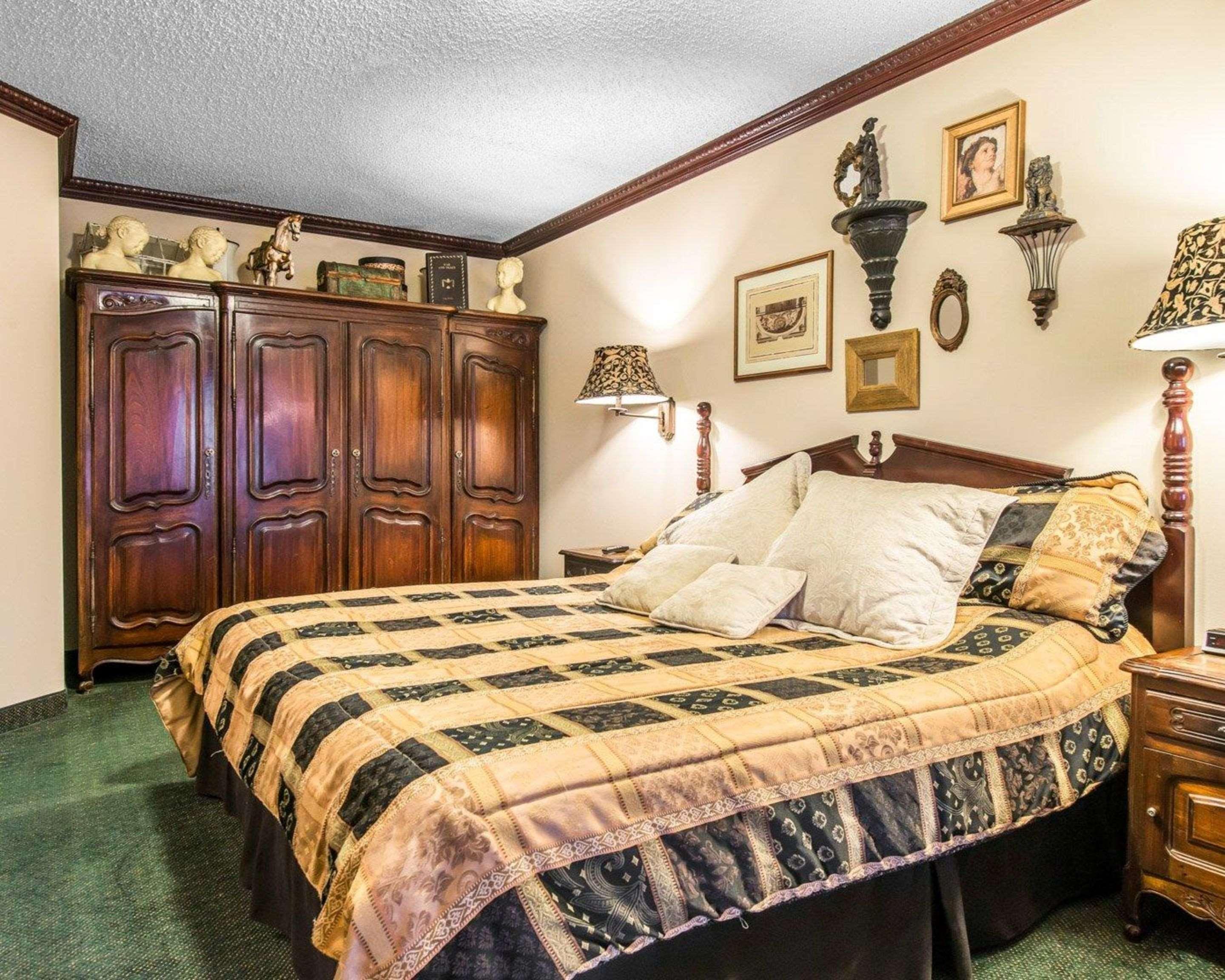 Quality Inn & Suites Manitou Springs At Pikes Peak エクステリア 写真
