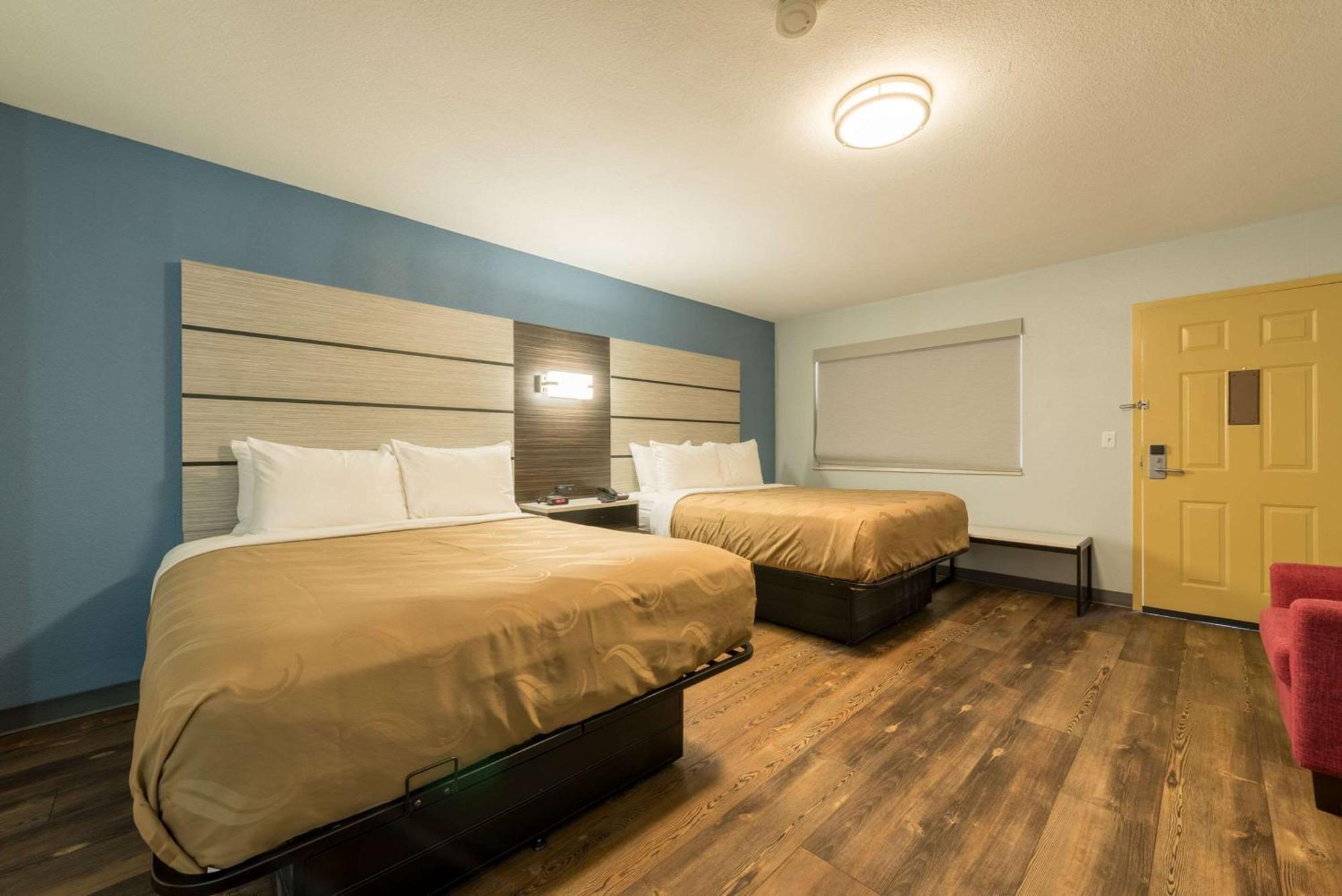 Quality Inn & Suites Manitou Springs At Pikes Peak エクステリア 写真