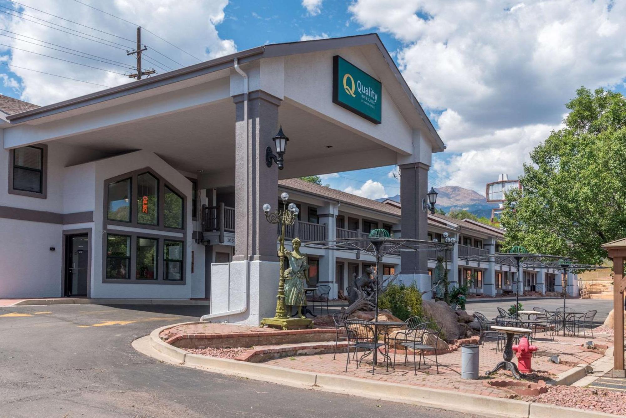 Quality Inn & Suites Manitou Springs At Pikes Peak エクステリア 写真