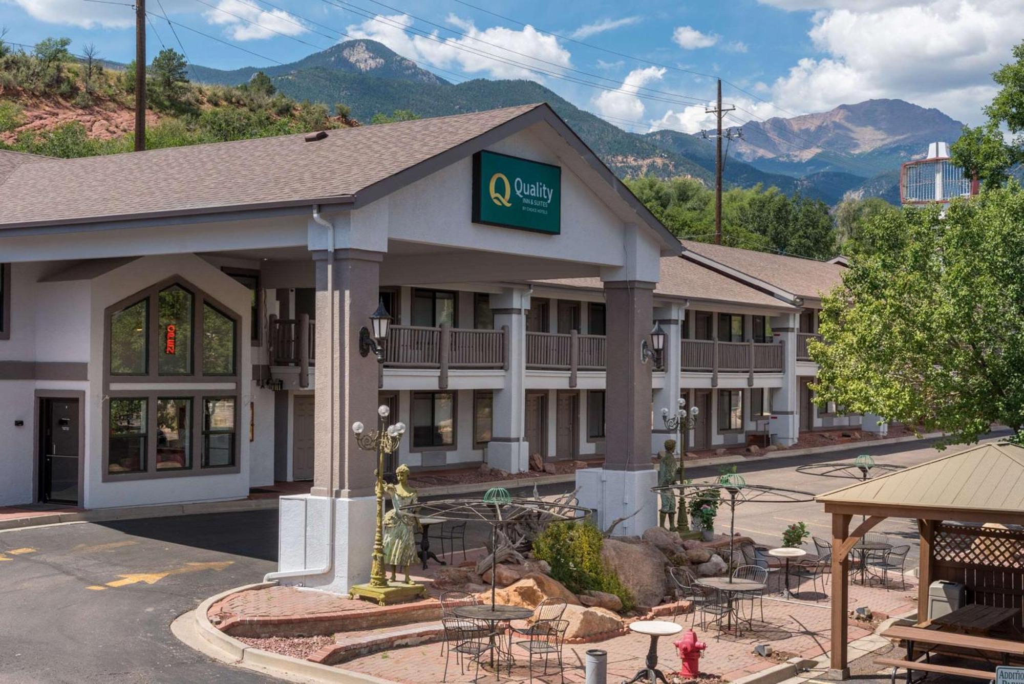 Quality Inn & Suites Manitou Springs At Pikes Peak エクステリア 写真